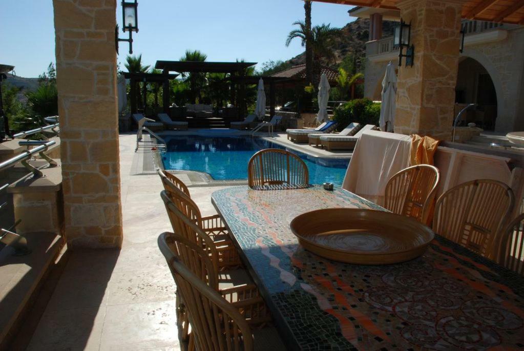 Casa Carmelina Villa Limasol Buitenkant foto